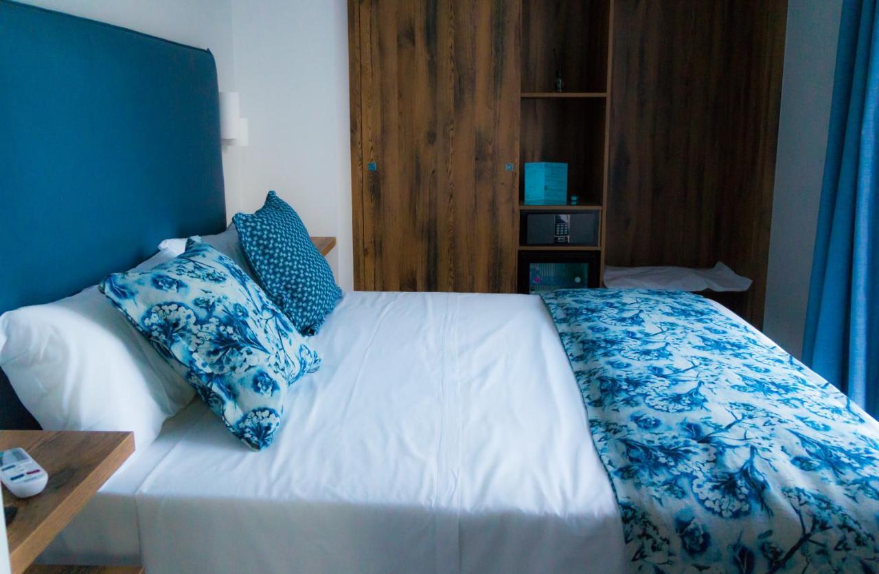 Piccolo Hotel Terracina Bagian luar foto