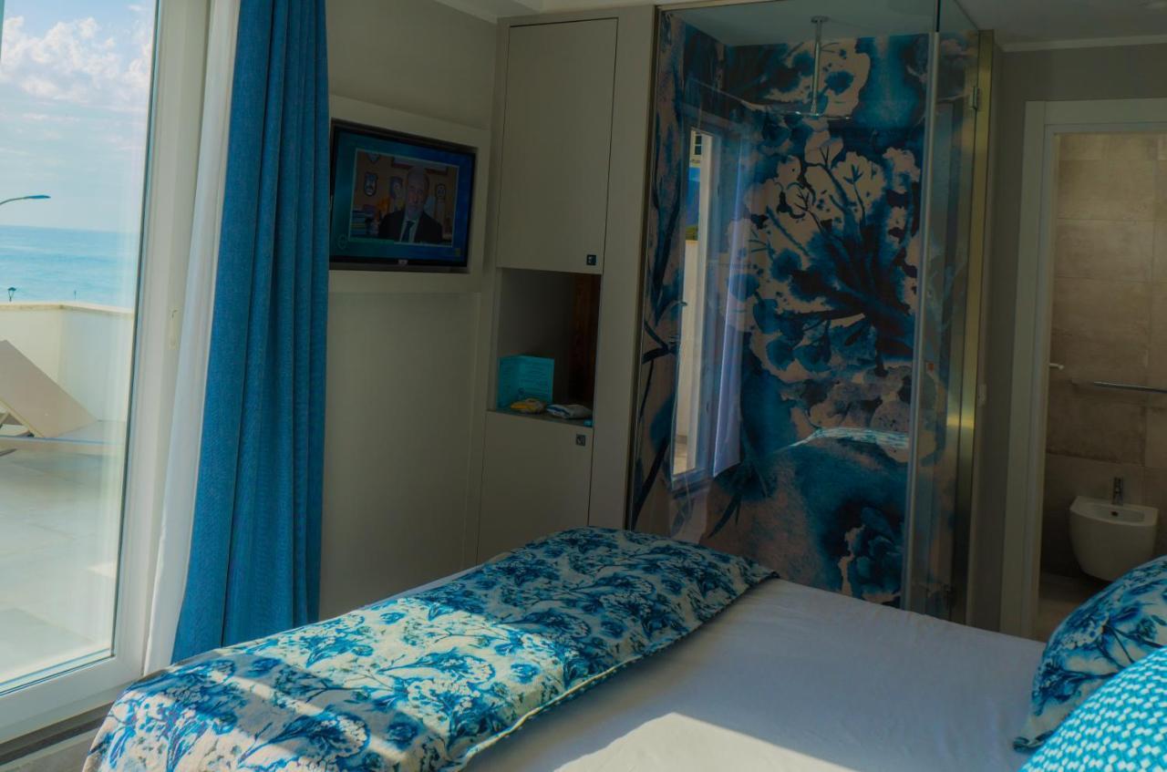 Piccolo Hotel Terracina Bagian luar foto